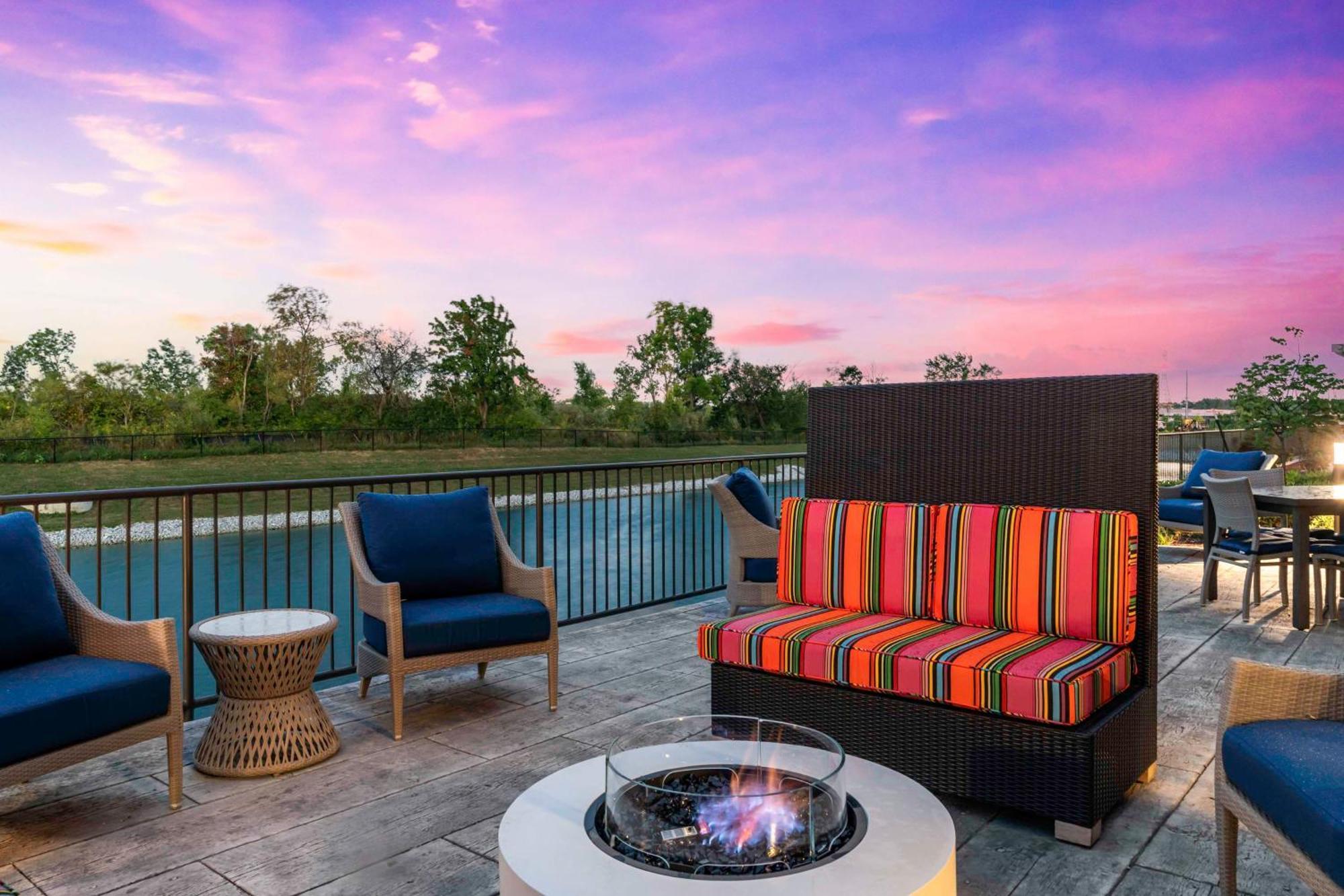 Home2 Suites By Hilton Fort Wayne North Sunnybrook Acres Екстер'єр фото